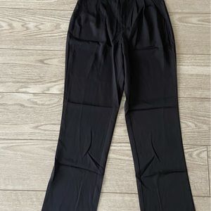 Women’s light black dress pants. Size:S (W 26).